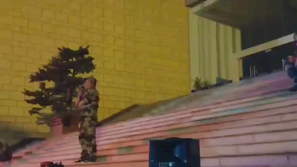 军训唱大悲咒也太狠了,完全记不住歌词啊喂